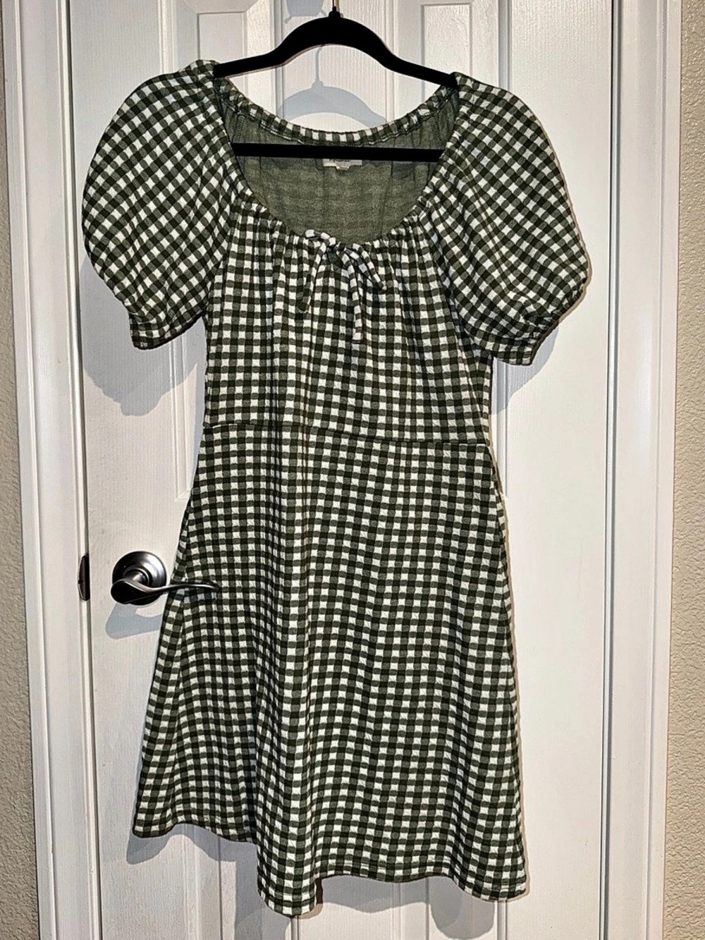 Madewell Jacquard Puff-Sleeve Mini Dress in Gingham Check Gingham Green & White